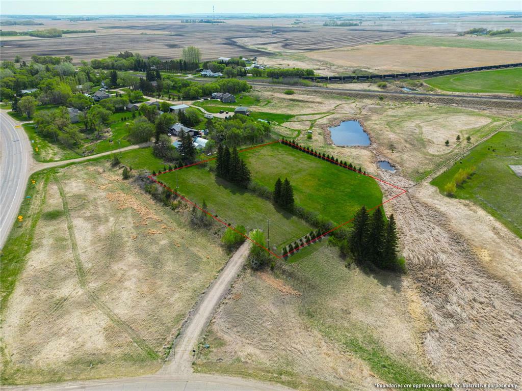 Property Photo:  51774 Lyon Road  MB R7A 5Y2 