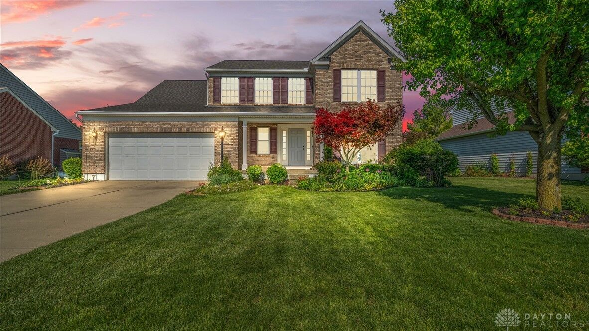 Property Photo: 1671 Edgemere Way OH 45414