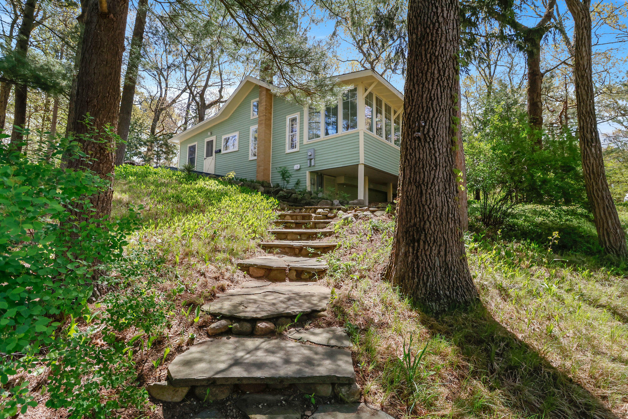 Property Photo: 5 S Coronada Avenue IN 46301