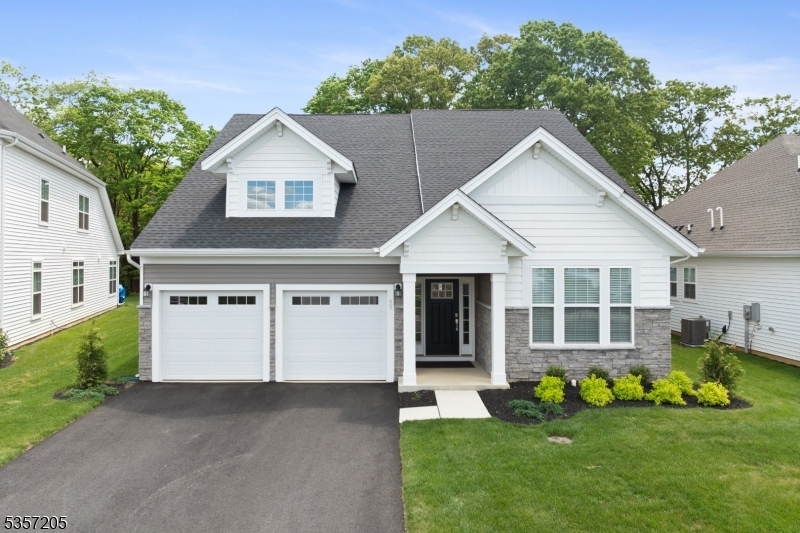 55 Longwood Dr  Monroe Twp. NJ 08831 photo