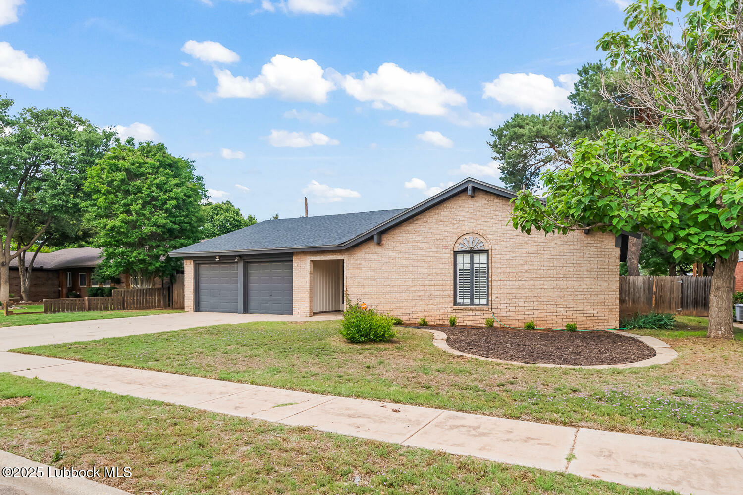 Property Photo: 2818 67th Street TX 79413