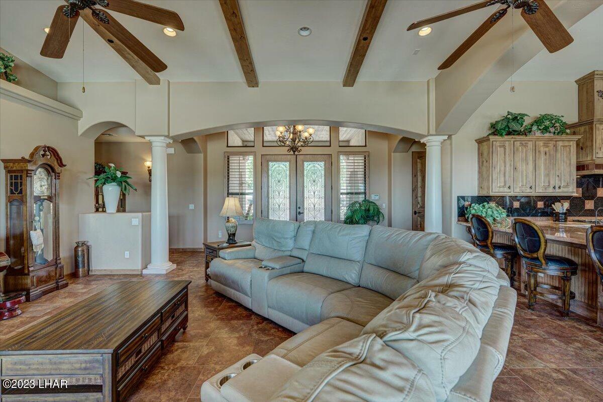 Property Photo: 6010 Circula De Hacienda AZ 86406