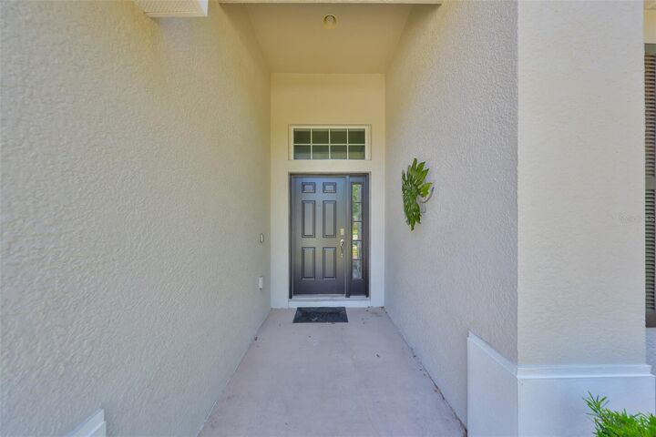 Property Photo:  11408 Coventry Grove Circle  FL 33547 