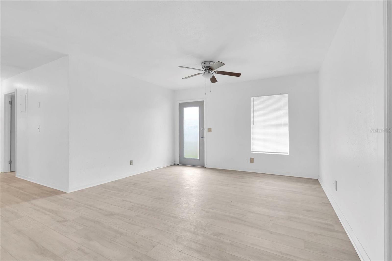 Property Photo: 9309 N Elmer Street FL 33612