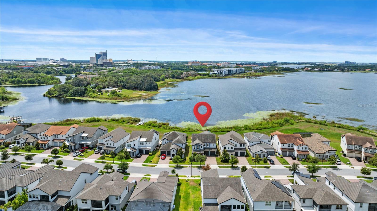 Property Photo: 7500 Alpine Butterfly Lane FL 32819