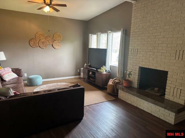 Property Photo: 506 E 1st Street AR 72653