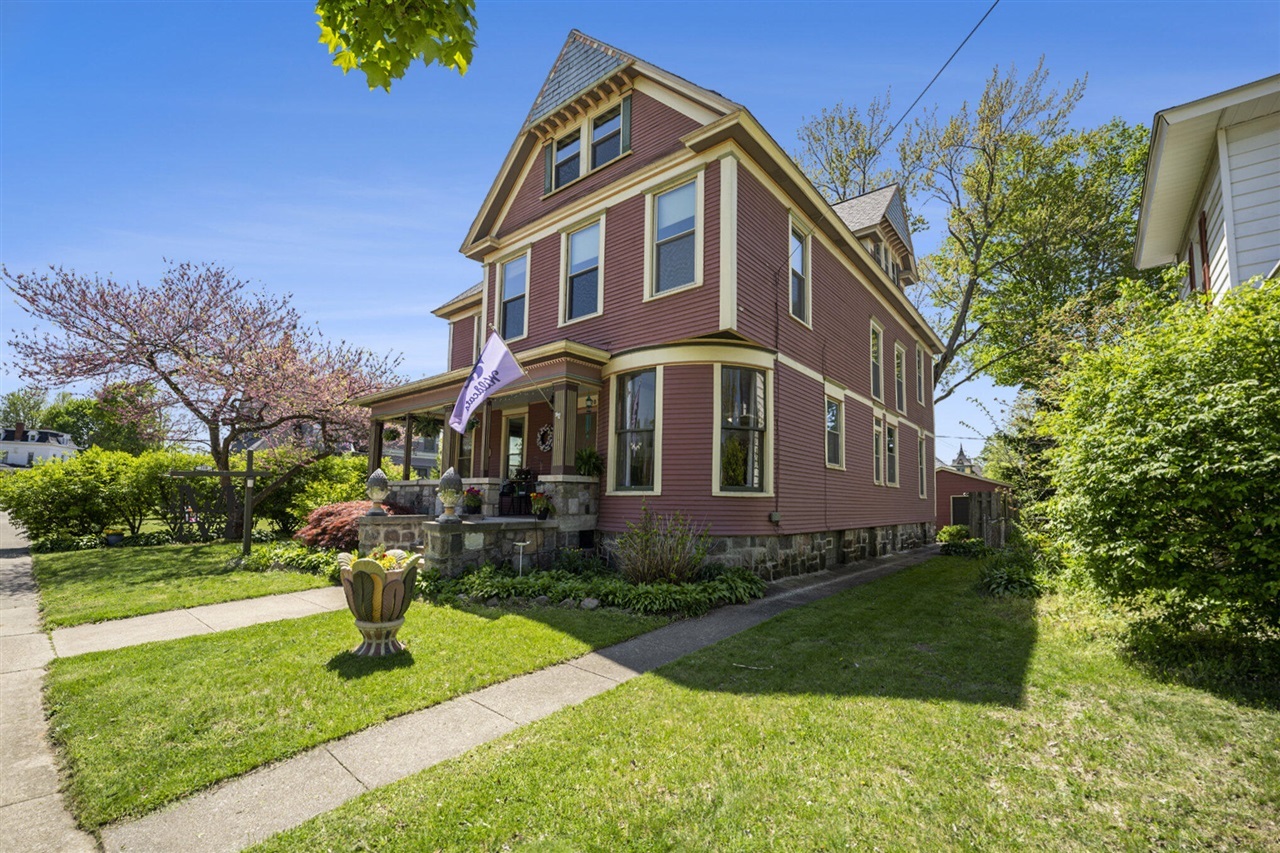 Property Photo: 210 East Street MI 49093