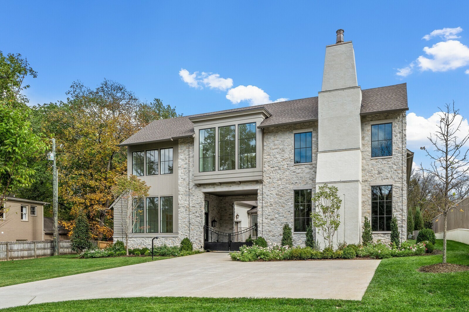 4128 Wallace Ln  Nashville TN 37215 photo