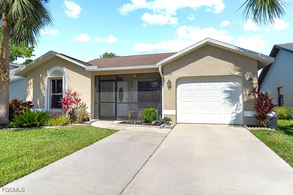 Property Photo:  17880 Dracena Circle  FL 33917 