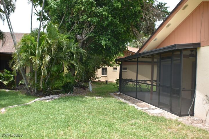 Property Photo:  6487 Royal Woods Drive  FL 33908 