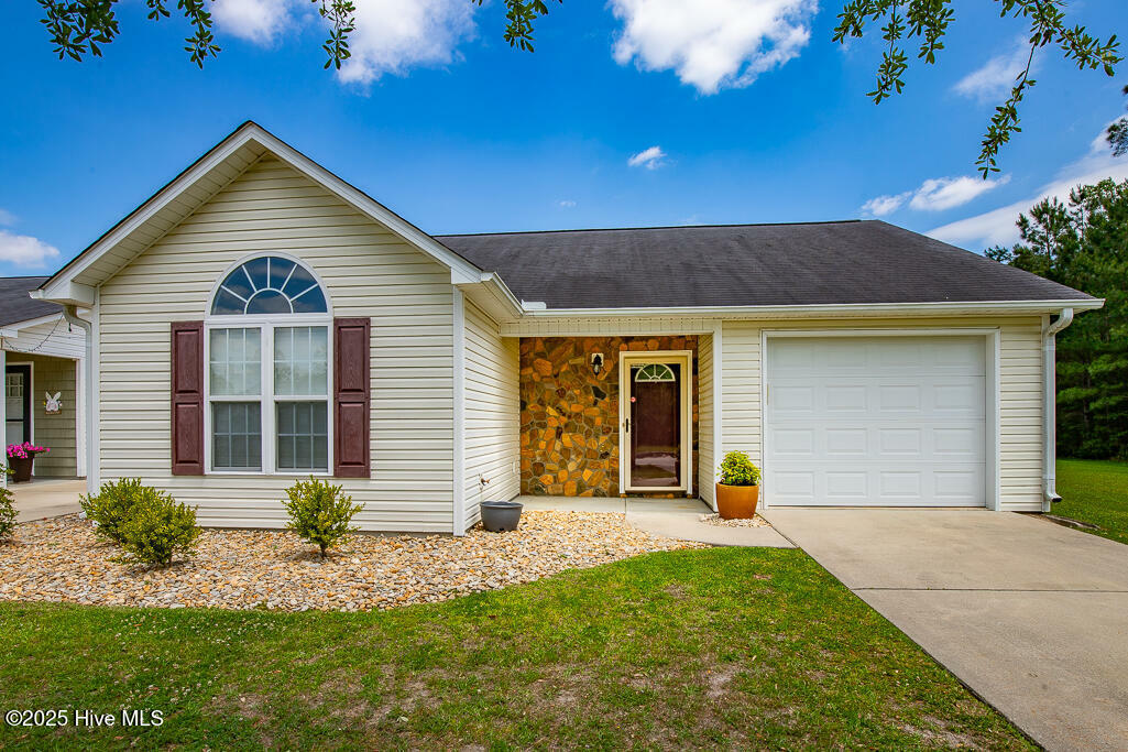 Property Photo: 4304 Elizabeth Avenue NC 28562
