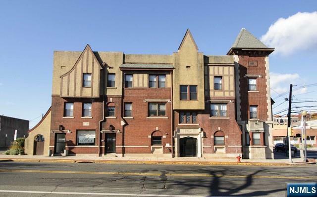 Property Photo: 54-56 Oak Street 5 NJ 07450