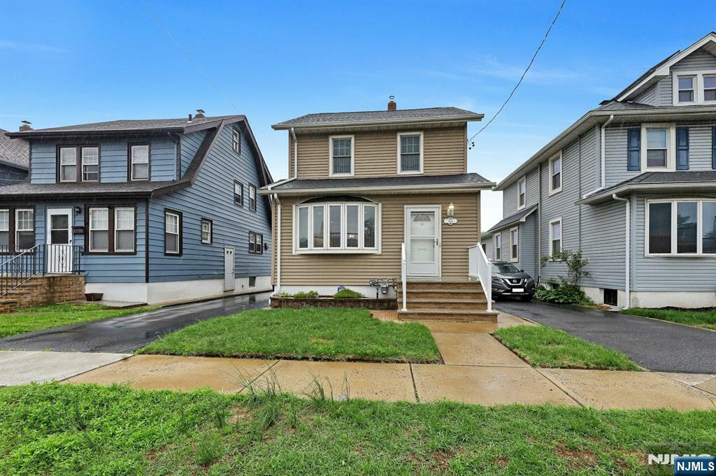 Property Photo: 424 Rutherford Avenue NJ 07071