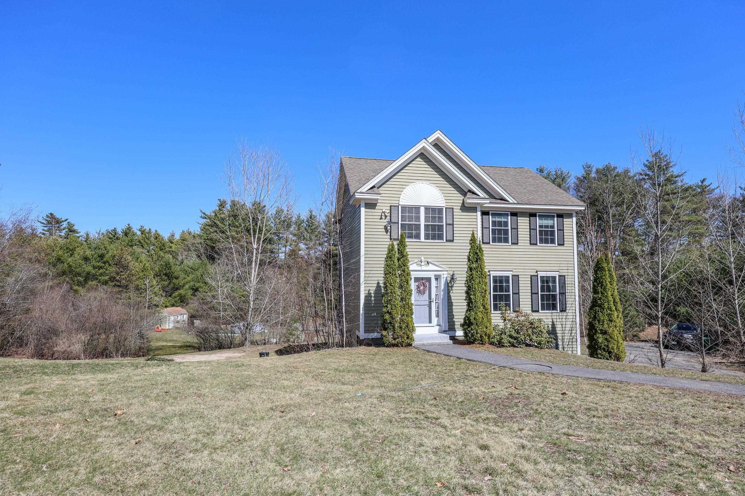 81 Spaulding Road  Fremont NH 03044 photo