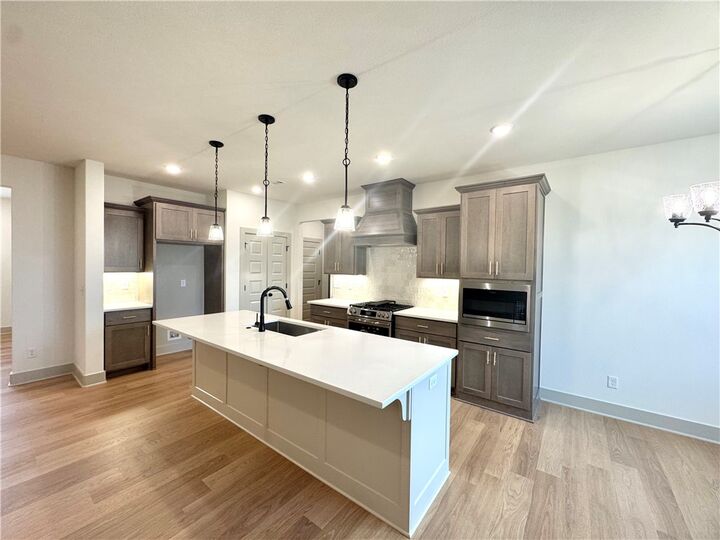 Property Photo: 4801 SW Elderwood Street AR 72713