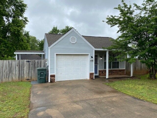 Property Photo:  3170 W Essex Drive  AR 72704 