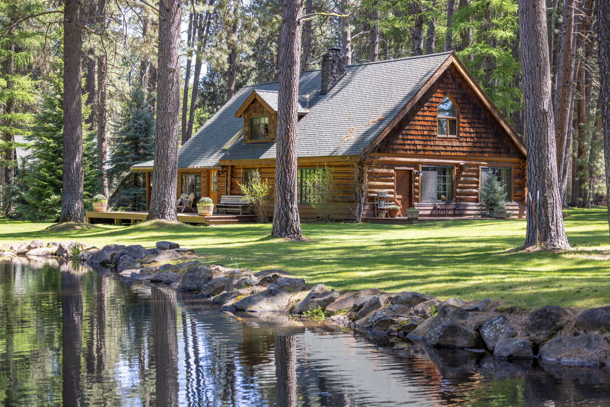 Property Photo: 26306 - 26308 SW Metke Lane OR 97730