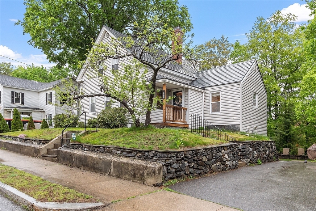 Property Photo: 39 Cottage St MA 01453