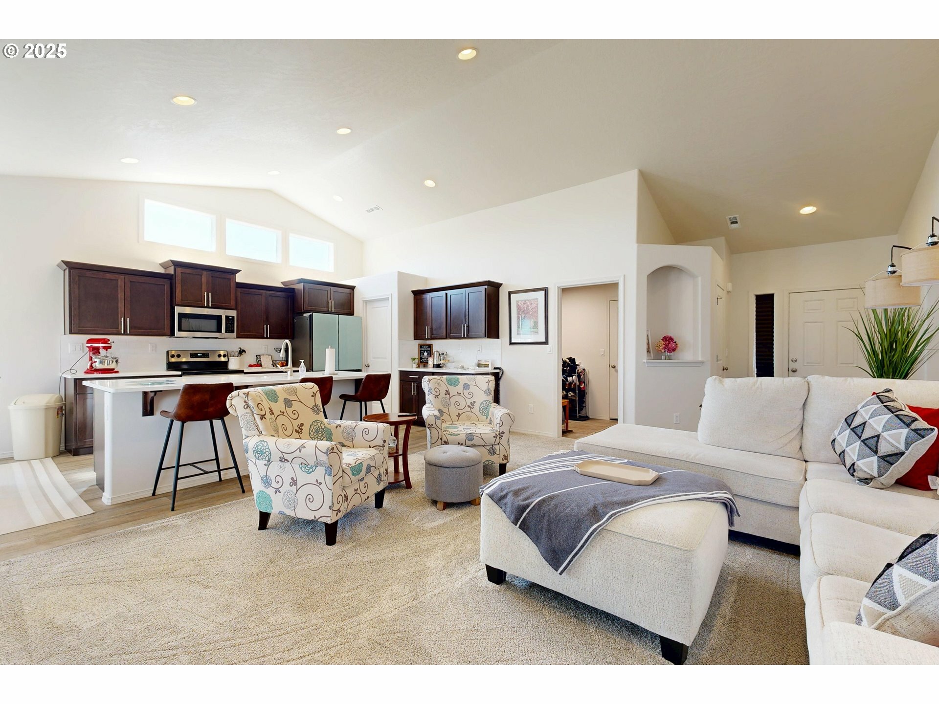 Property Photo: 3 Gregory St OR 97862