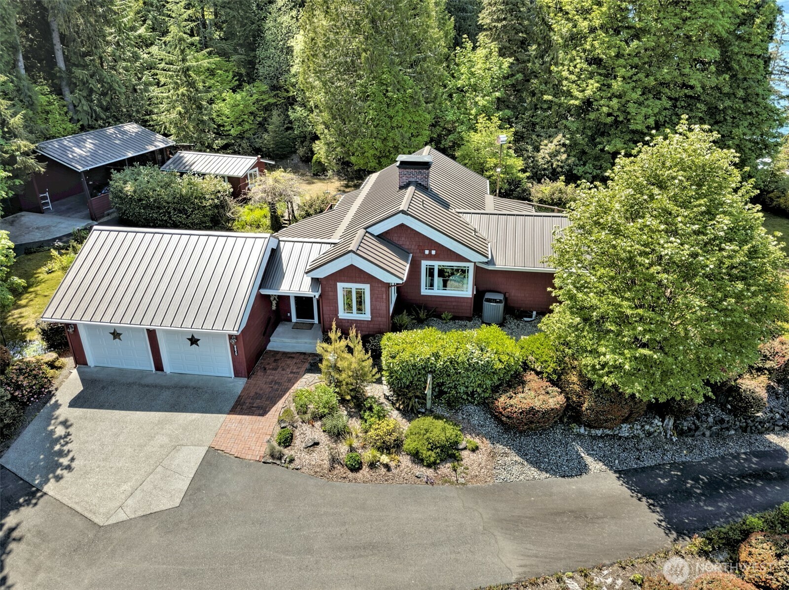 Property Photo: 8820 E State Route 106 WA 98592