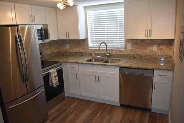 Property Photo: 810 Lake Shore Drive 16 FL 33403