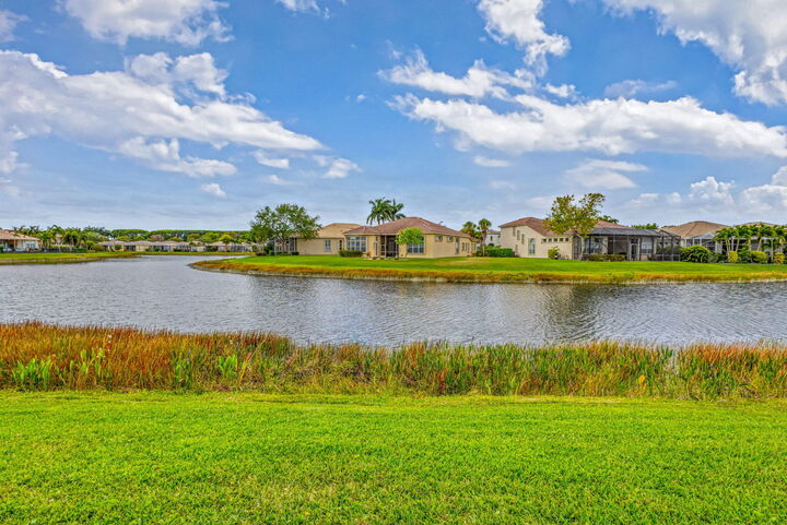 Property Photo: 9544 Via Elegante FL 33411