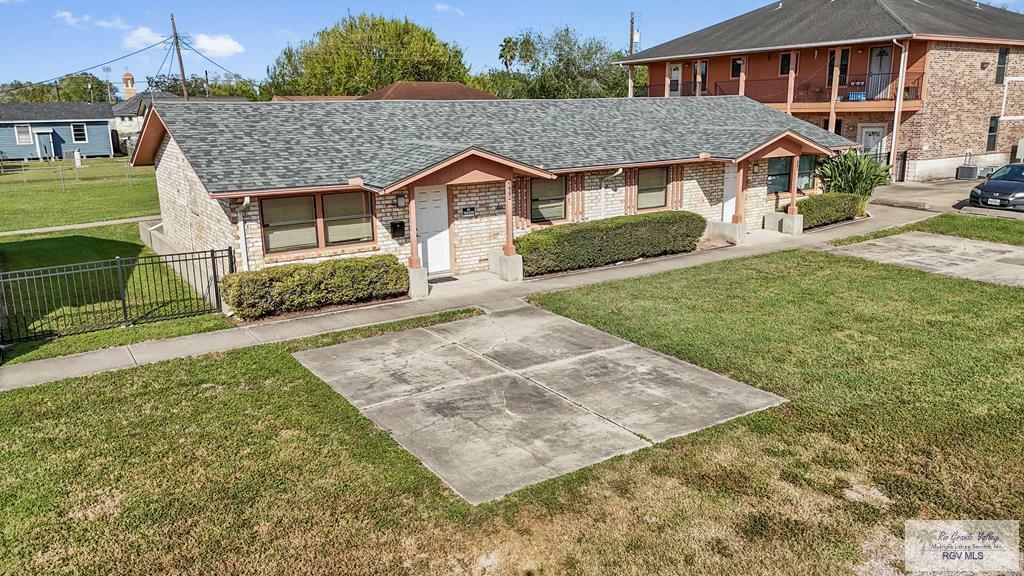 Property Photo: 604 W 6th St. 8-9 TX 78566