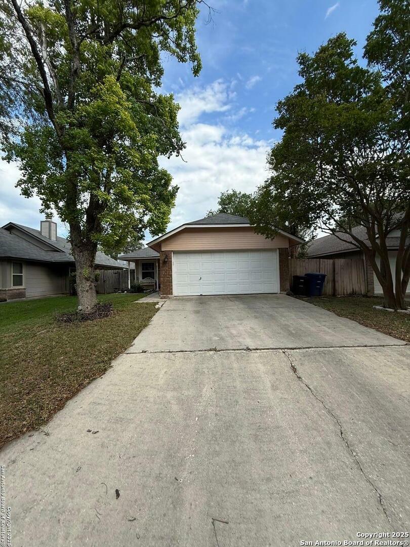 Property Photo: 12022 Stoney Dr TX 78247