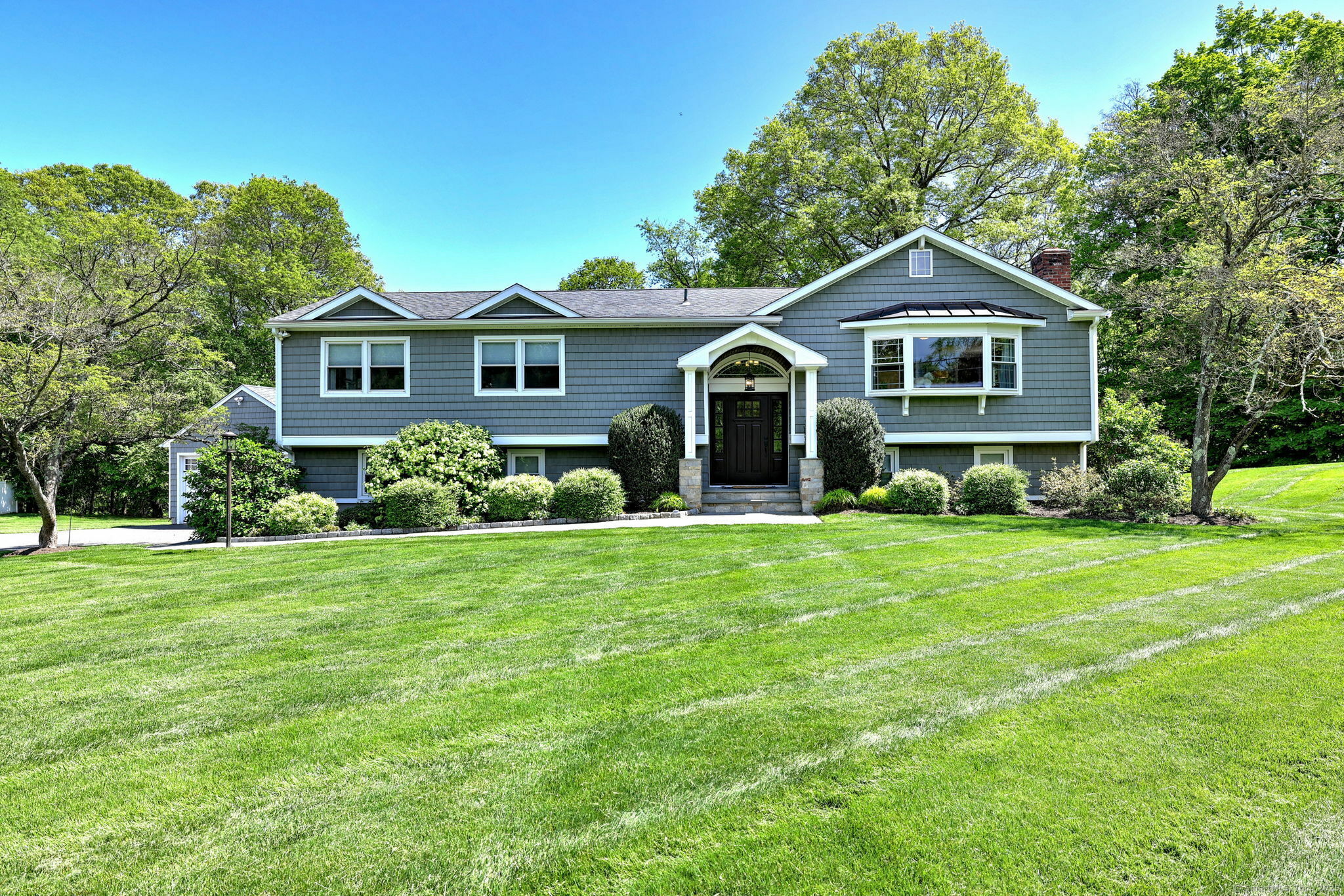 664 South Greenbrier Drive  Orange CT 06477 photo