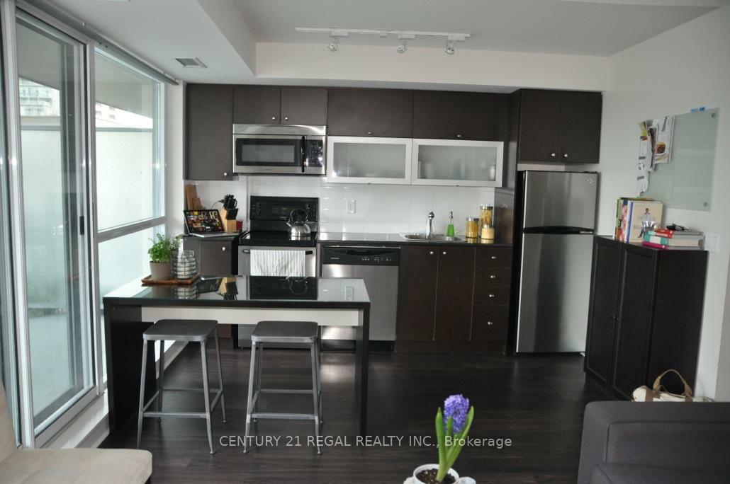 100 Western Battery Road 401  Toronto ON M6K 3S2 photo