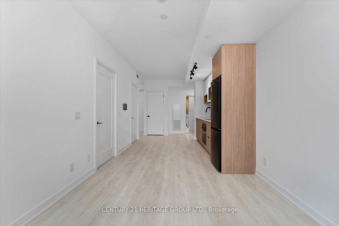 Property Photo: 5 Defries Street 3013 ON M5A 0W7