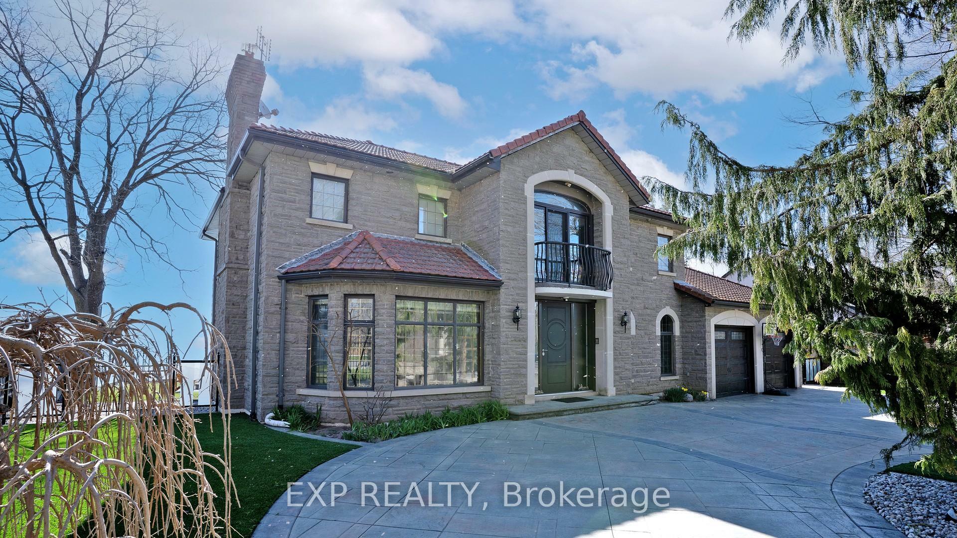 Property Photo: 1372 Lakeshore Road ON L6L 1G2
