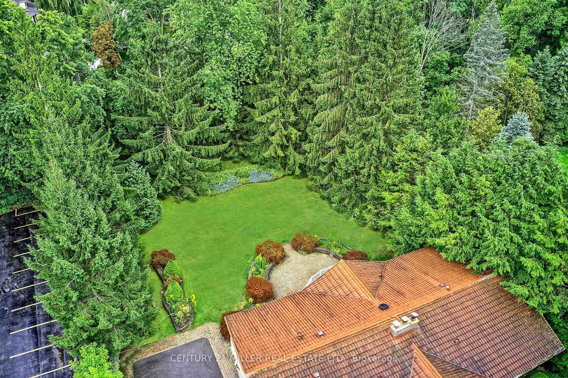 Photo de la propriété: 200 Morrison Road ON L6J 4J4