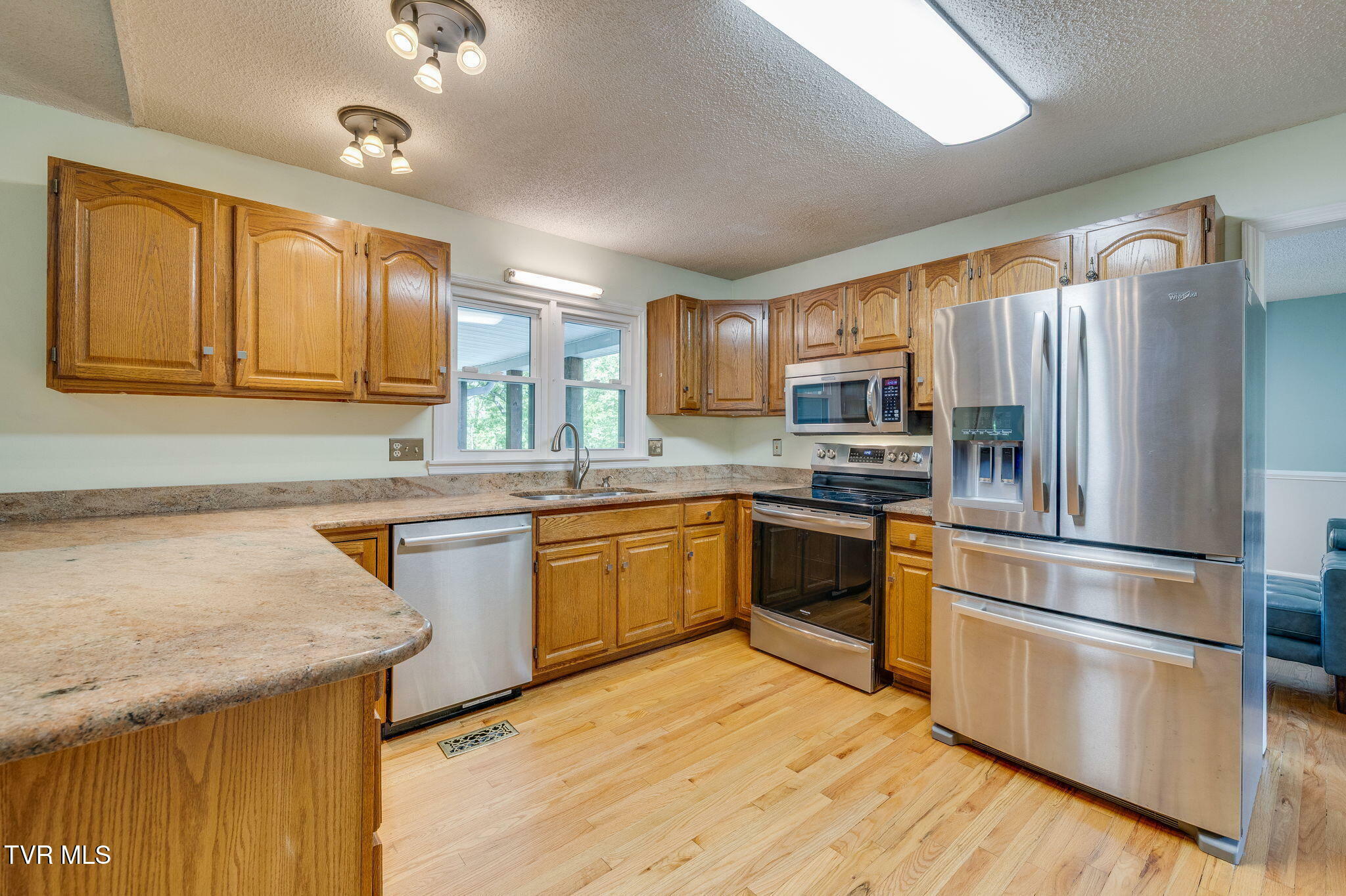 Property Photo: 212 Old Castle Road TN 37660