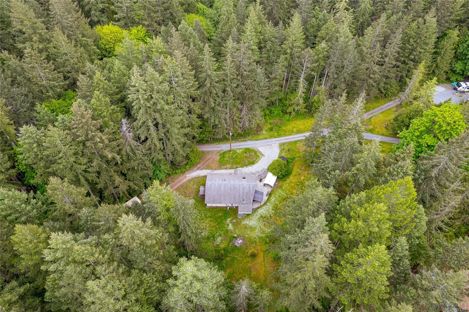 Property Photo: 3285 Decourcy Dr BC V9G 1E2