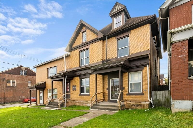 Property Photo: 3014 Versailles Ave PA 15132