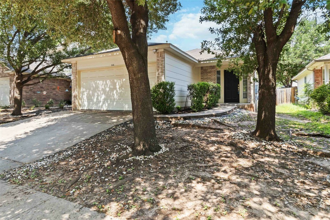 Property Photo: 1114 Emmitt Run TX 78721