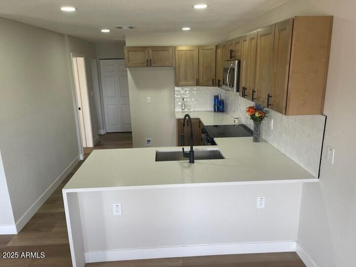 Property Photo:  954 E Henry Street  AZ 85288