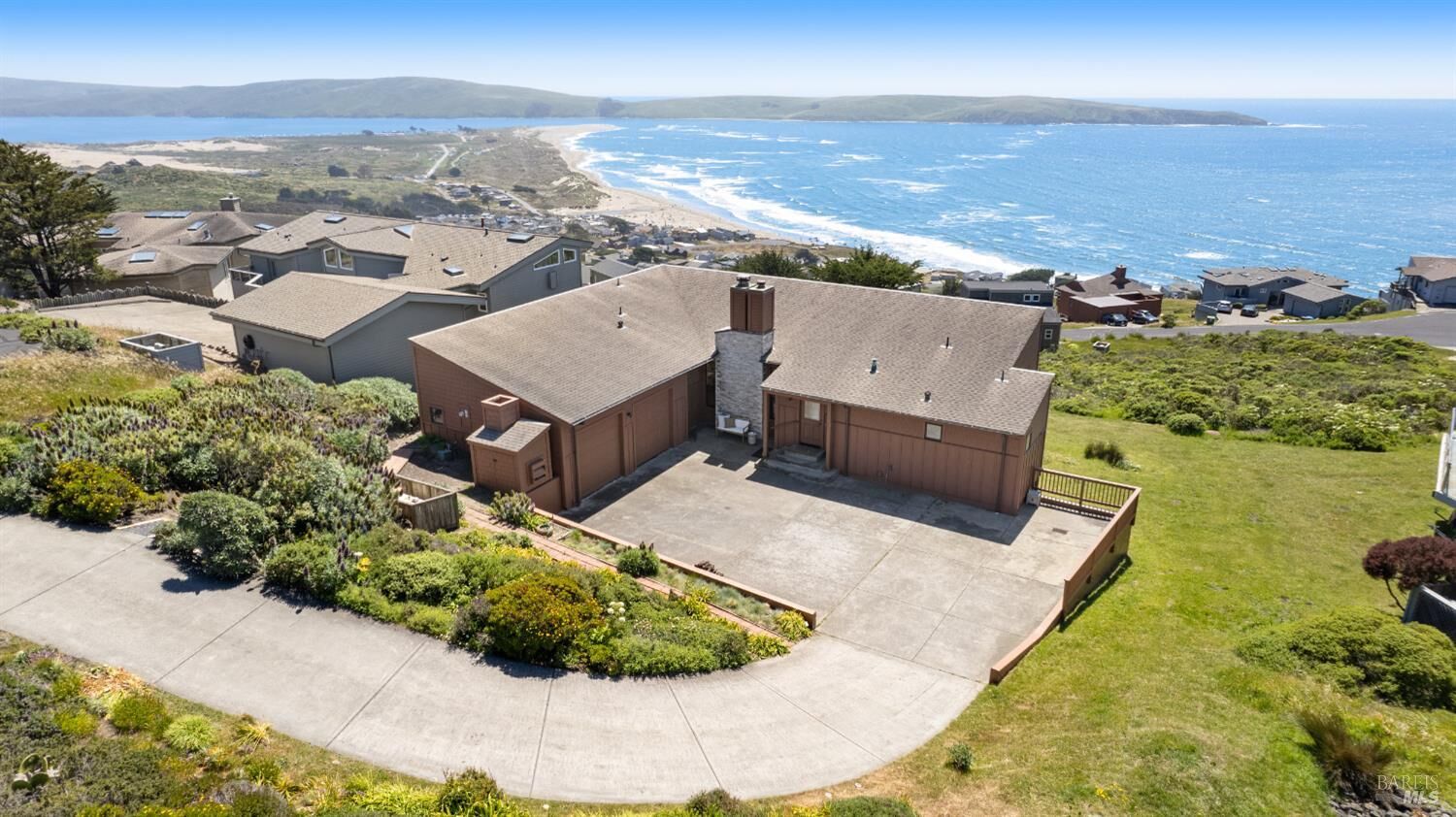 Property Photo:  21 Maui Lane  CA 94929 