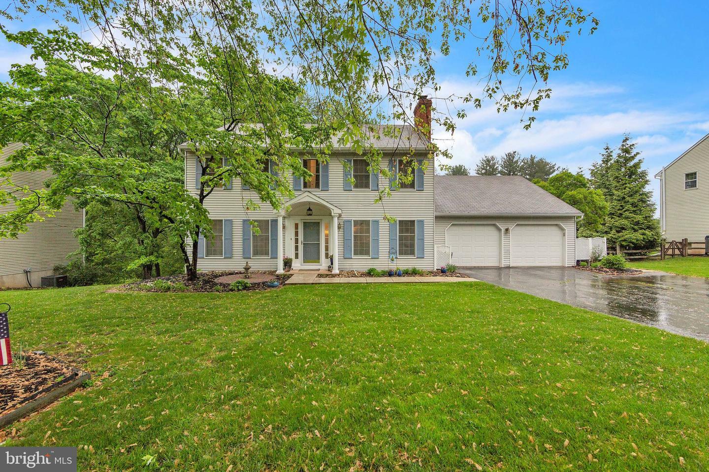 304 Bishop Morgan Court  Downingtown PA 19335 photo