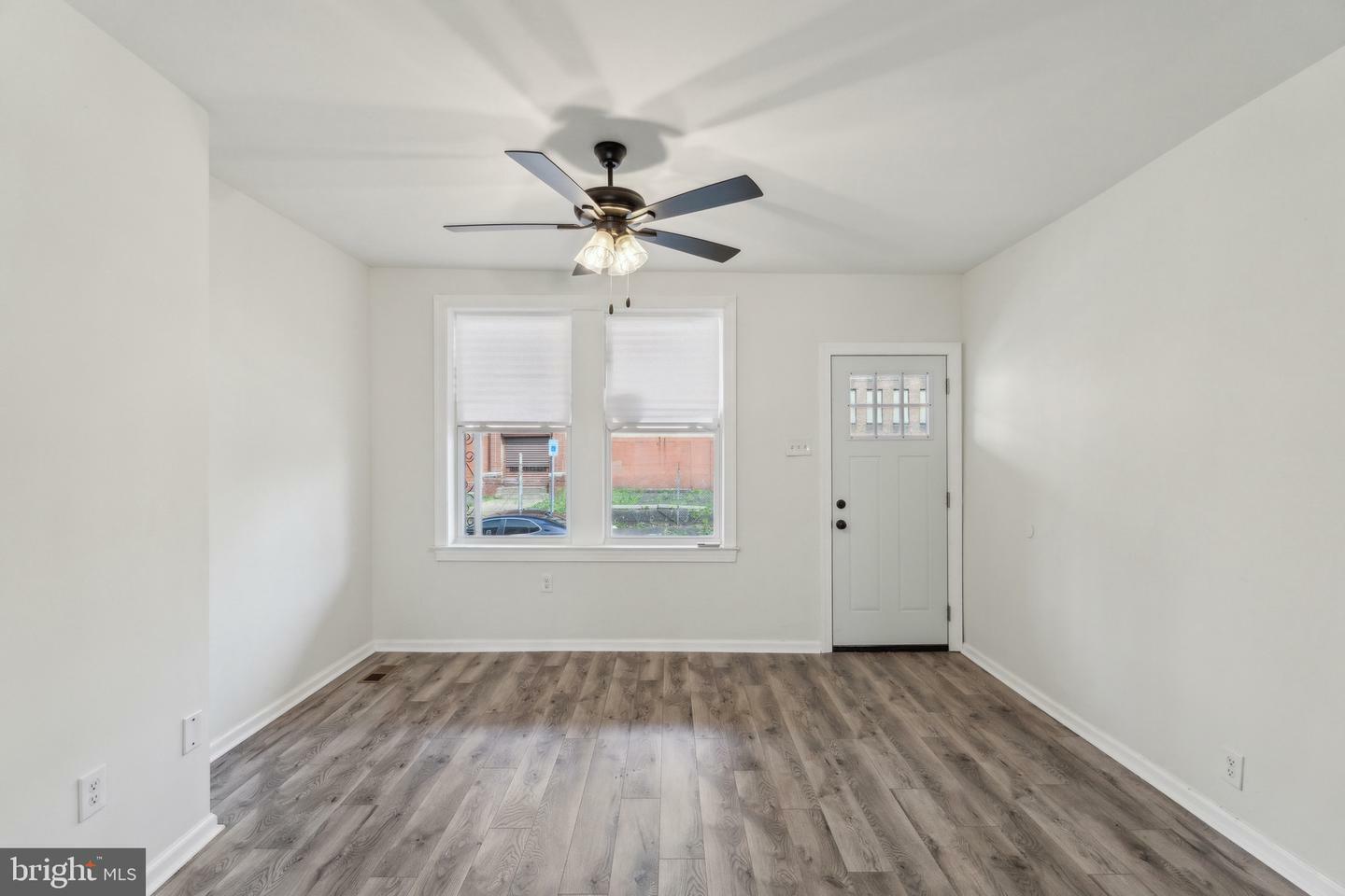 Property Photo: 2941 Weikel Street PA 19134