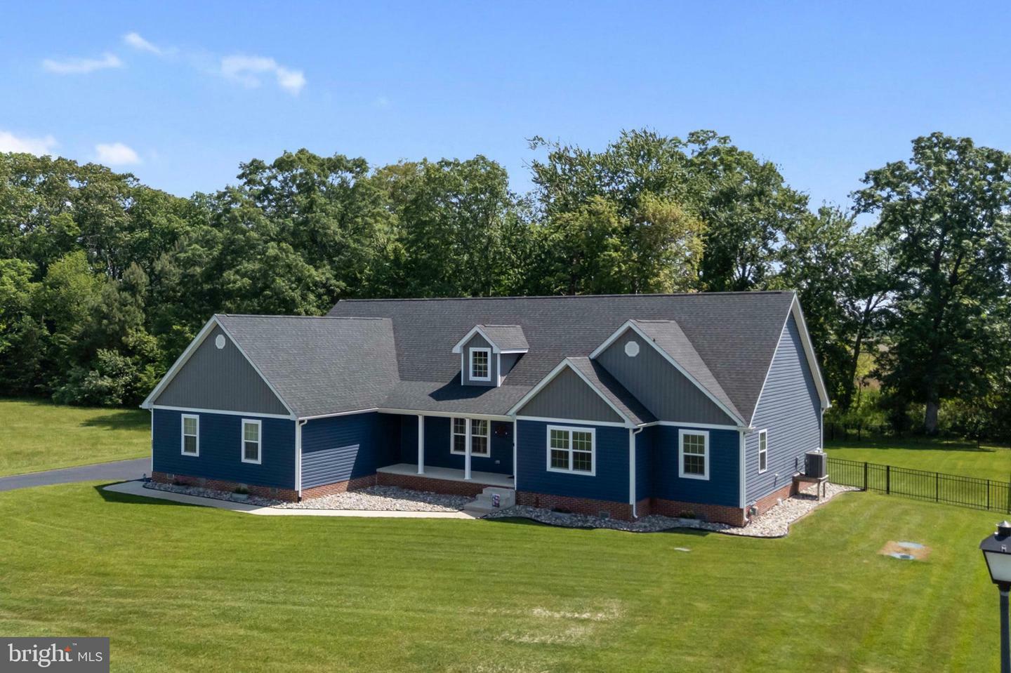 Property Photo: 657 Golf Links Lane DE 19962