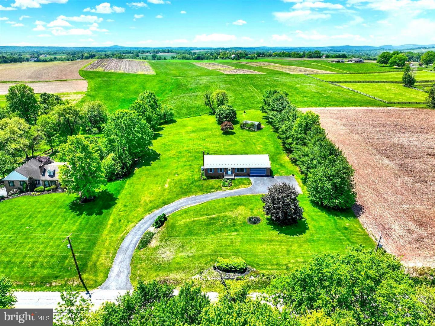 Property Photo: 9211 Carlisle Road PA 17365