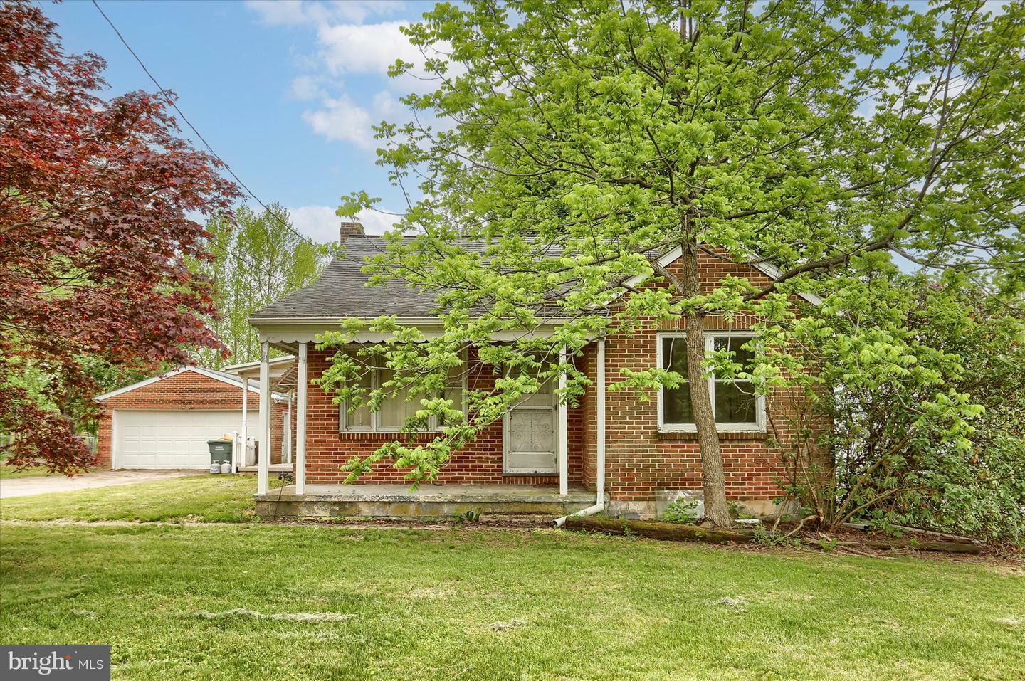 340 Hess Farm Road  York PA 17403 photo