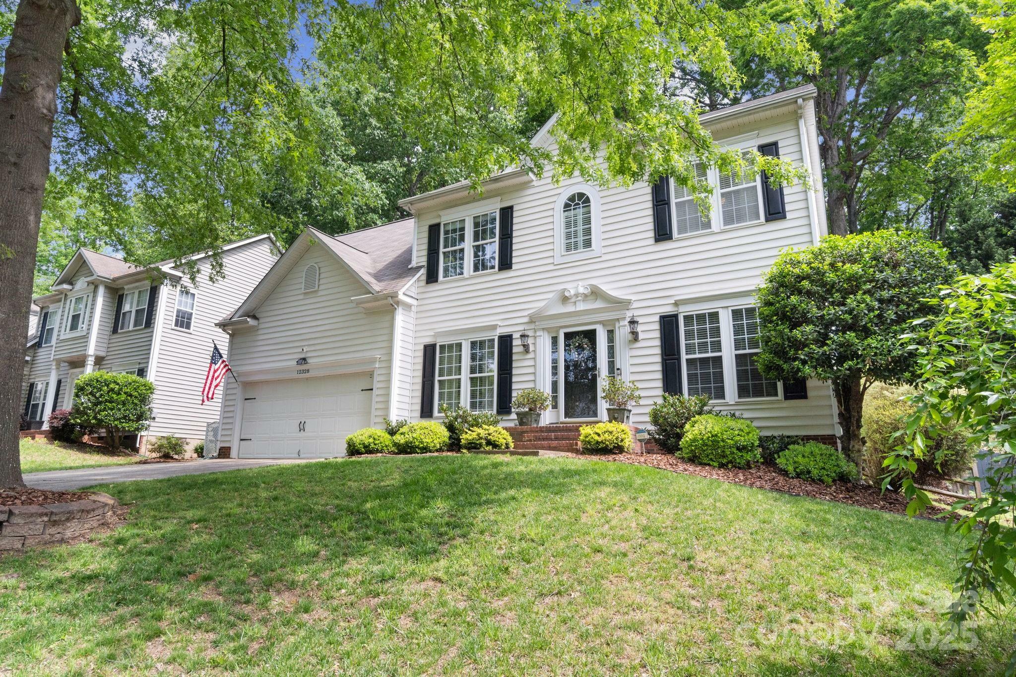 Property Photo: 12328 Chickasaw Drive NC 28078
