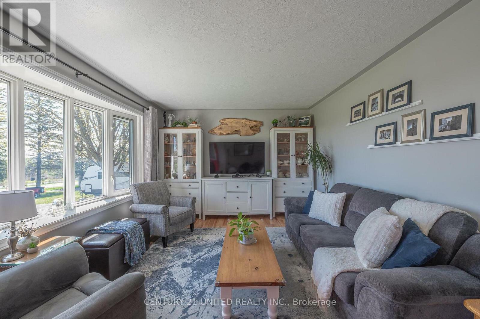 Property Photo: 82 Cityview Heights ON K0L 2W0