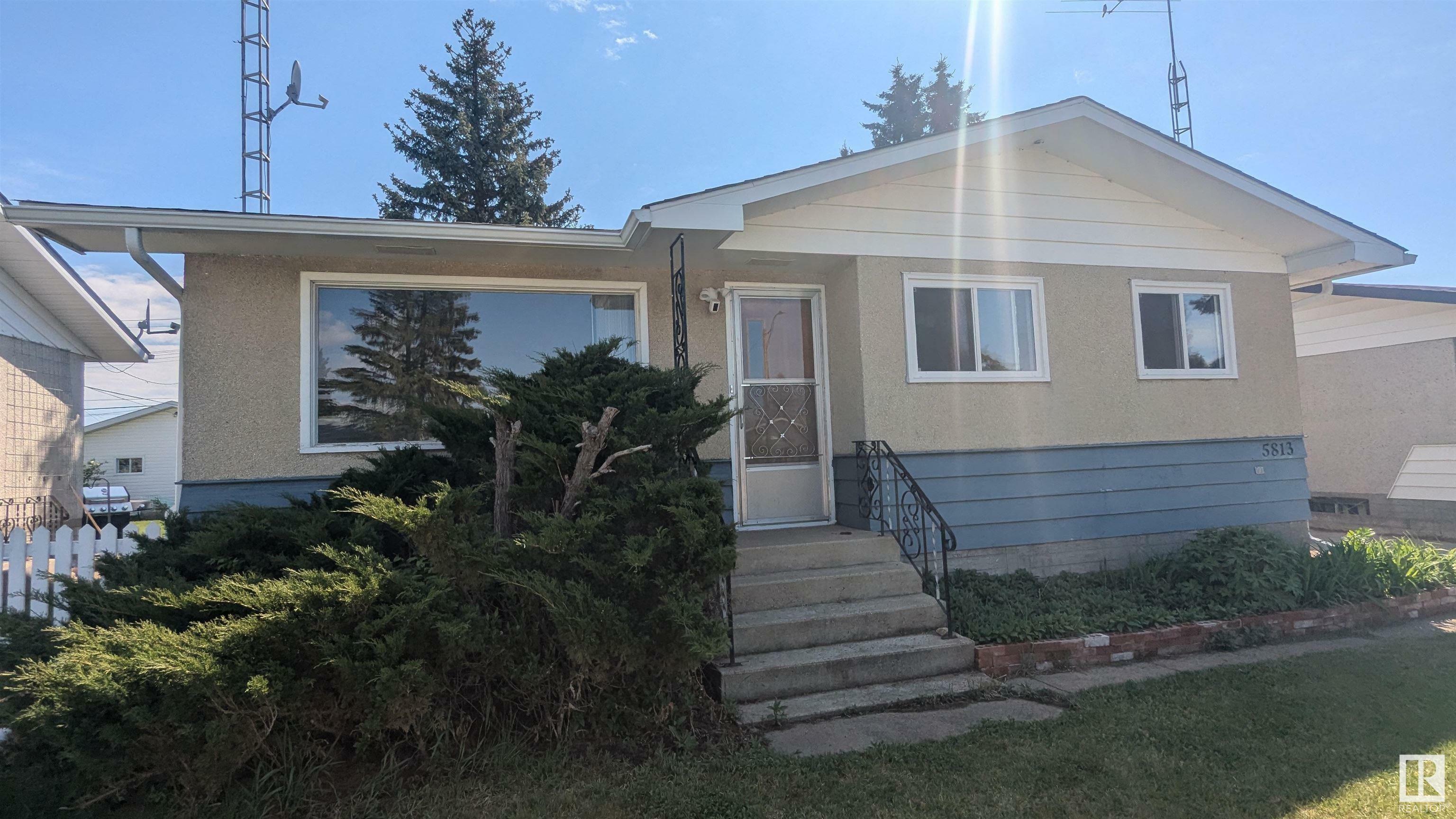 5813 51 Street  Vegreville AB T9C 1H8 photo