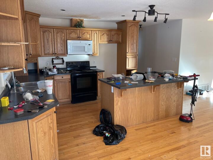 Property Photo: 137 63303 Hwy 867 AB T9E 5M1