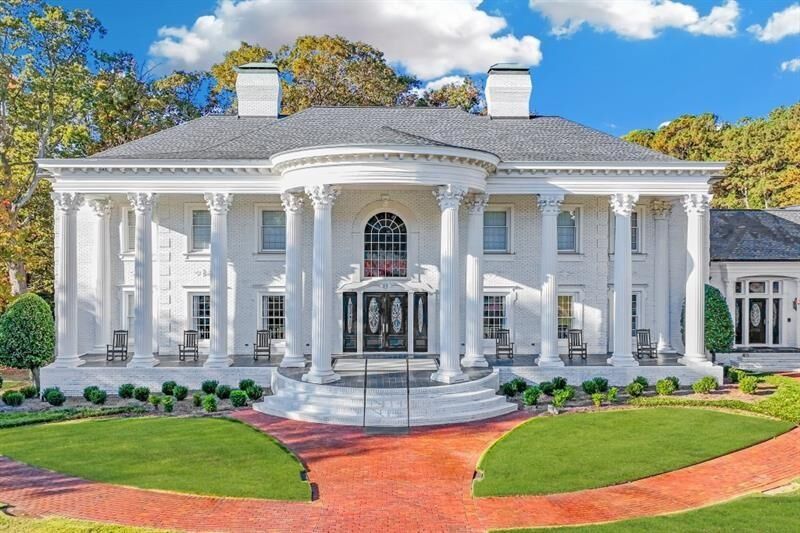 Property Photo: 1445 Hillside Drive GA 30017