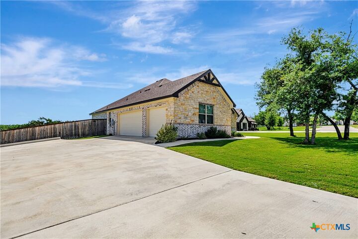 Property Photo: 8508 Mount Nebo Circle TX 76513